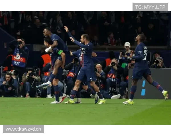 切尔西关键比赛表现不佳，争四形势面临严峻考验